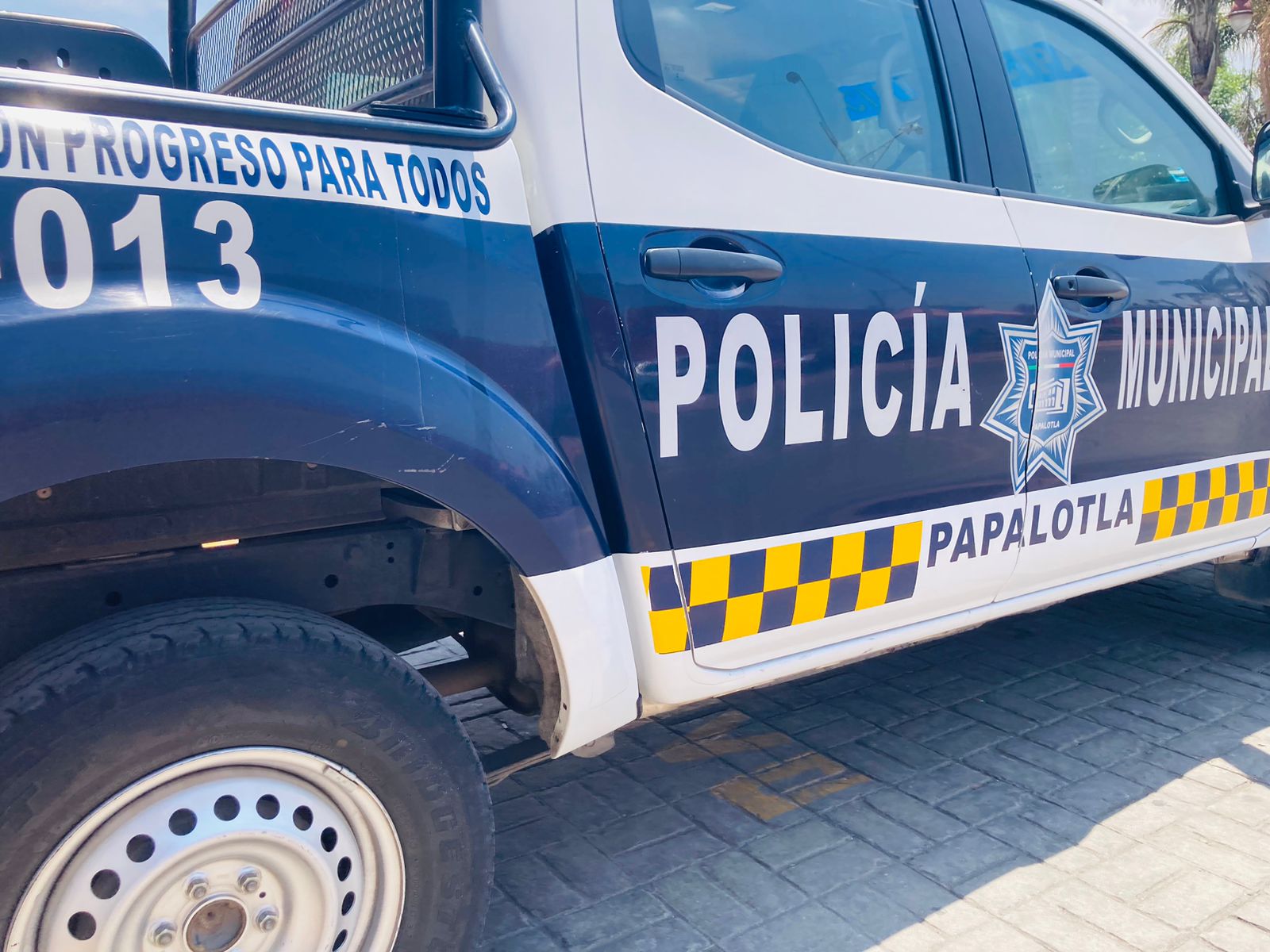 Policía de Papalotla localiza restos humanos en bolsas de plástico